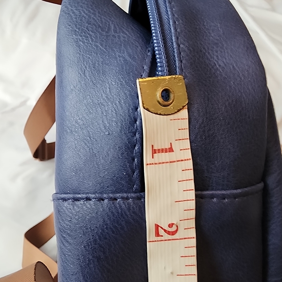 Harry Potter Bioworld Hogwarts Navy Blue Backpack - Picture 12 of 14